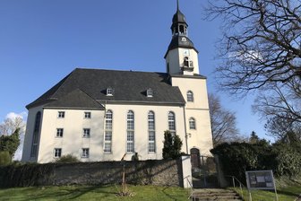 Lesenacht und Konzert: Das ist am Wochenende im Raum Schwarzenberg los - Josiger Brass spielt am Samstag, 17 Uhr, in der Niederzwönitzer St. Johanniskirche.