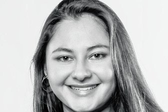 Lesereihe durch den Landkreis erlebt Auftakt - Mira Sanjana Sharma - Schauspielerin