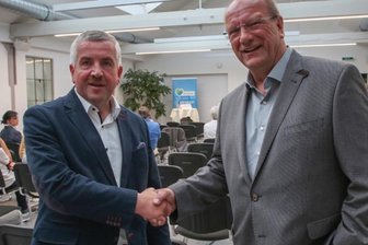 Leserforum: Kandidaten diskutieren über Oederans Zukunft - Von links: Amtsinhaber Steffen Schneider (Freie Wähler) und Herausforderer Wolfram Braun (parteilos)