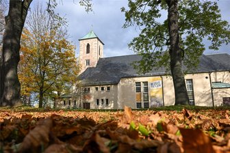 Lesung in Chemnitz: Wie hat der Überfall auf Israel am 7. Oktober 2023 das jüdische Leben beeinflusst? - In der Jugendkirche findet am Mittwoch eine Lesung zum Thema jüdisches Leben statt.