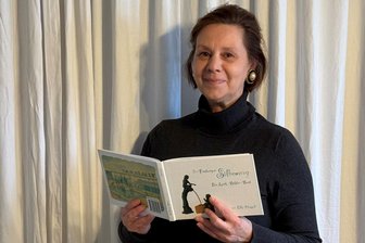 Lesung in Freiberg: Elke Hussel stellt „Freiberger Silbenweg“ in der Uni-Bibliothek vor - Elke Hussel liest am Dienstag aus ihrem Buch „Der Freiberger Silbenweg. Ein Lyrik-Bilder-Buch“.