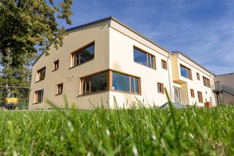 Letzte Aufträge für Werdaer Kindergarten vergeben - Schön ist es geworden: das neue Kita-Gebäude in Werda. Bis Jahresende müssen alle Rechnungen bezahlt werden.