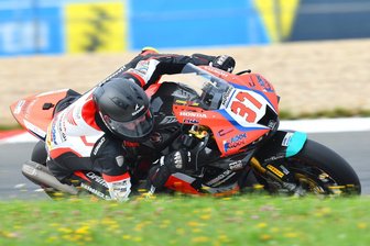 Letzte Ausfahrt Hockenheim für Max Enderlein, Moritz Jenkner, Paul Fröde und Marvin Siebdrath - Paul Fröde versucht sich beim Finale in zwei Klassen.