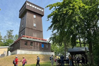 Letzte Chance: Turm auf dem Kapellenberg beendet am Reformationstag die Saison - Der Aussichtsturm auf dem Kapellenberg: Am Donnerstag endet die Saison.