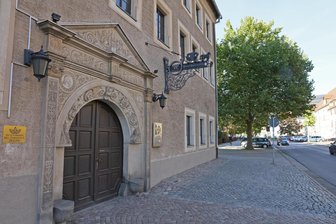 Letzte Posthalterei in Zwickau: Kutscherstube wird hergerichtet - Seit Februar hat die alte Posthalterei einen neuen Besitzer.