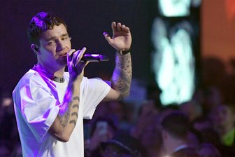Liam Payne ist tot: Früherer One-Direction-Sänger stürzt aus drittem Stock - Berlin, im Juli 2019: Liam Payne tritt bei einer Show des Labels Hugo auf.