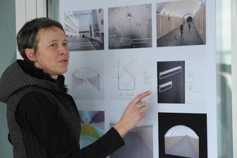 Licht-Kunst für die "Bazillenröhre" -