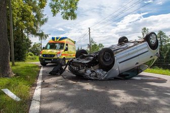Lichtenberg: 58-Jährige überschlägt sich mit VW - 