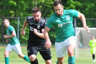 Lichtenberger melden sich zurück - Die Freitaler liefen am Sonntag gegen die Lichtenberger, hier mit Danny Kluge am Ball, oft nur hinterher. 