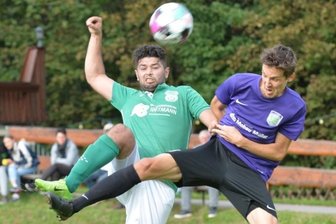 Lichtenberger mit Köpfchen - Prima Einstand: Neuzugang Rostam Geso (l.) gelang gegen Empor Possendorf bei seinem ersten Startelfeinsatz gleich ein Doppelpack.