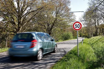 Lichtenstein: Ortseingangsschilder spurlos verschwunden - Aus Richtung Funkenburg fehlt das Lichtensteiner Ortseingangsschild.