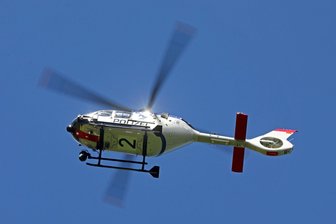 Lichtenstein: Weiterhin keine Spur von vermisster 83-Jähriger - Die Polizei suchte auch per Hubschrauber.
