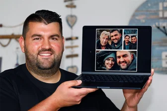 Lichtensteiner als Komparse beim Erzgebirgskrimi dabei - Nico Lorenz war Komparse beim zwölften Erzgebirgskrimi. Dabei entstanden Selfies mit den Schauspielern Kai Scheve (spielt Kommissar Winkler), Lara Mandoki (spielt Karina Szabo) und Jörg Schüttauf.
