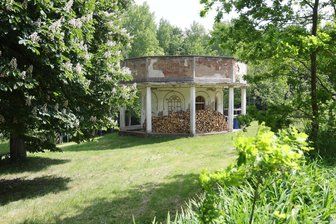 Lichtensteiner Naturbad: Neuer Arbeitseinsatz am Samstag - Die Sanierung des denkmalgeschützten Pavillons ist kein Bestandteil des Badprojekts. Der Förderverein sucht jedoch nach Möglichkeiten, auch ihn auf Vordermann zu bringen.