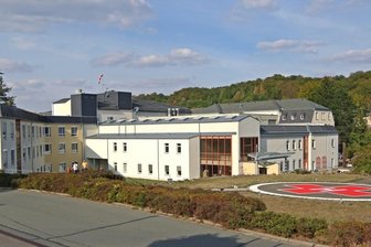 Lichtensteiner Stadträte fordern Gesprächsrunde zur Kinderklinik - Das Lichtensteiner DRK-Krankenhaus beschäftigte die Stadträte in ihrer Sitzung am Montagabend gleich mehrfach. Anlass für Diskussionen waren nicht nur die Pläne zur Schließung der vollstationären Kinderklinik.