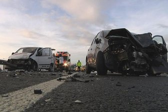 Lichtentanne: Zwei Verletzte bei Unfall auf Mitteltrasse -