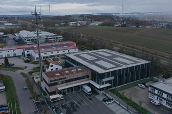 Lichtzentrale in Reinsdorf: Neue Halle für mehr als sieben Millionen Euro in Betrieb genommen - Die Lichtzentrale setzte beim Bau der neuen Halle auf eine klare, moderne Form.