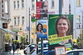 Limbach-Oberfrohna entfernt Wahlplakate - Mit Wahlplakaten zeigen die verschiedenen Parteien in Limbach-Oberfrohna kurz vor der Wahl Gesicht. Allerdings nicht immer so, wie die Regeln es besagen.