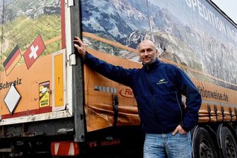 Limbach-Oberfrohna: Unternehmer des Jahres spendet Preisgeld an Tierpark - Der Spediteur Ingo Weise ist in Limbach-Oberfrohna Unternehmer des Jahres 2022.