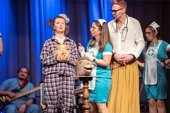 Limbach-Oberfrohnaer bringt Musical über verrücktes Sanatorium auf Chemnitzer Bühne - Das neue Musical von Lothar Becker „Sanatorium Sonnenblick".