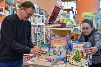 Limbacher Buchhandlung auf der Helenenstraße wird ausgezeichnet - Die Geschwister Torsten und Nadja Lang führen in Limbach-Oberfrohna eine Buchhandlung an der Helenenstraße.Eine Jury hat die Arbeit dort für hervorragend befunden. 