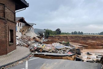 Liveblog zum Hochwasser in Deutschland: Erneut Warnung vor schweren Gewittern - 
