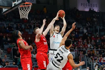 Liveticker: Niners Chemnitz zu Gast bei Verfolger Brose Bamberg - 