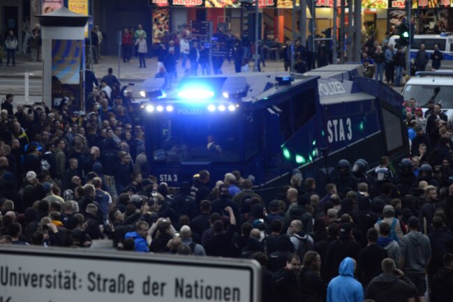 Liveticker: Tausende bei Demonstrationen in Chemnitz - 