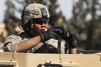 LKW rammt US-Konvoi: Zwei Militärangehörige verletzt -