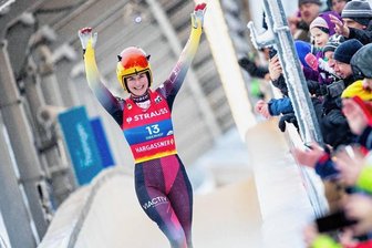 Lochs 14. Streich - Julia Taubitz hat ihren Frieden mit der Bahn in Oberhof gemacht. Im Sprintrennen holte sie am Freitag ihre insgesamt neunte WM-Medaille.