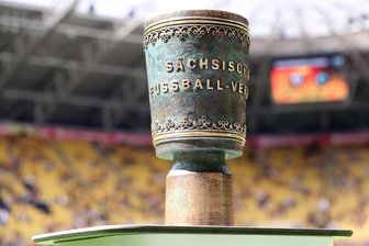 Lösbare Aufgaben für Regionalligavereine im Sachsenpokal - Um diesen Pott geht es: Am 7. und 8. September wird die zweite Runde im Sachsenpokal ausgespielt.