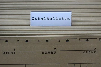 Lohn-Plus im Freistaat: Wo die Sachsen das meiste Geld nach Hause bringen – und welcher Kreis die rote Laterne trägt - Die sogenannte Lohnlücke zwischen Ost- und Westdeutschland ist in den vergangenen Jahren kleiner geworden.