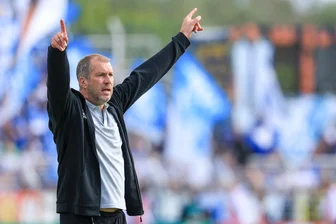 Lok Leipzig erneut als Meister in die Relegation zur 3. Liga - Trainer Jochen Seitz führte Lok Leipzig erneut zur Meisterschaft in der Regionalliga Nordost. (Archivbild)