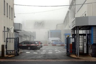 Londa-Werk in Rothenkirchen verkauft - Vom Firmennamen des ehemaligen Besitzers Procter & Gamble blieb am Gebäude in Rothenkirchen nur noch ein Schatten übrig.