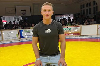 Lucas Kahnt bei Ringer-WM: Stressiger Japan-Trip soll sich auszahlen - Beim Heimkampf des RV Thalheim gegen den AC Werdau stattete Lucas Kahnt den Erzgebirgern einen Besuch ab - da war er gerade aus Japan zurückgekehrt. 