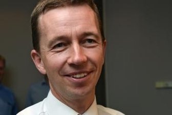 "Luckes Alfa-Partei hat keine Chance" - CarstenKoschmieder Carsten Koschmieder - Bernd Lucke auf dem Gründungsparteitag in Kassel.