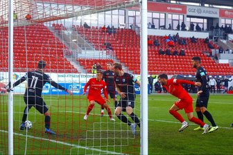 Müller beschert Magdeburg Auswärtssieg beim FSV Zwickau -