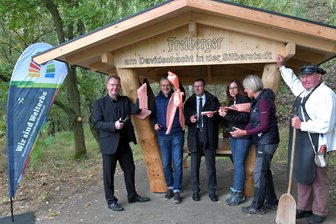 Mach’ mal Pause: Neuer Rastplatz an der Davidschachthalde in Freiberg - 
