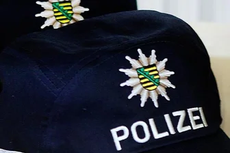 Mädchen aufgegriffen -