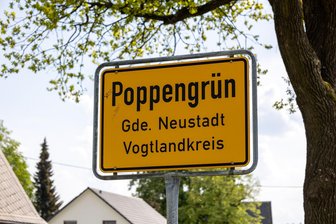 Mängel und Missstände an herrenlosem Haus: Was ein Ort im Vogtland nun vorhat - Im Neustädter Ortsteil Poppengrün steht besagtes Haus.