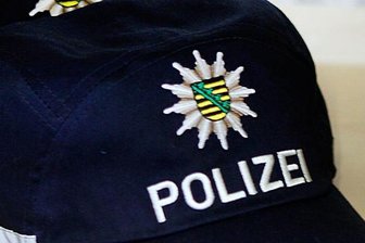 Männer klauen 14-Jähriger das Handy -