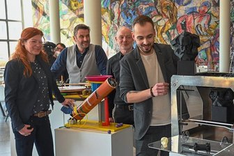 "Makers United": Tüfteln, machen, forschen und feiern im Stadthallenpark - Katrin Hoffmann (Industrieverein), Ralf Schulze (C3-Veranstaltungszentren), Stefan Schmidtke (Kulturhauptstadt GmbH), Marcel Eschborn (C3), und Lars Fassmann (Kreatives Sachsen) organisieren die "Makers United".