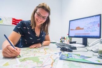 Managerin will zwei Gemeinden attraktiver machen - Carolina Bernstein will als Tourismuskoordinatorin Jahnsdorf und Neukirchen attraktiver machen. 
