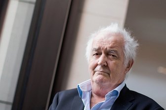 Mankells "Der Verrückte": Das Ideal der frühen Jahre - In Deutschland ist Henning Mankell durch seine Wallander-Thriller bekannt geworden.