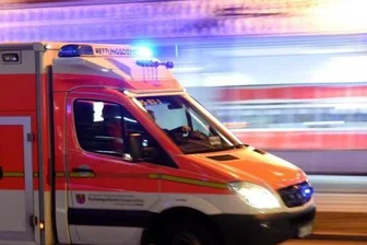 Mann bei Arbeitsunfall schwer verletzt - 