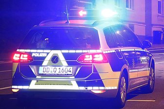 Mann besprüht Fahrgäste bei Zugfahrt mit Pfefferspray -