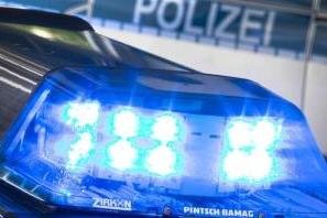 Mann schubst Mädchen vom Fahrrad - Am Dienstag soll ein Mann in Klingenthal ein Mädchen von einem Fahrrad geschubst haben.