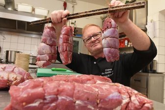 Marbacher Ur-Knacker nach Rezept der Kurfürstin kommt ins Fernsehen - Ingolf Fischer - Fleischer