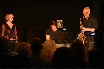 Marienberg: Ein Programm rund um Rio Reiser - Dana Golombek von Senden, Frank Leo Schröder und Kai Dannowski gestalten das Programm „Irrlichter“.