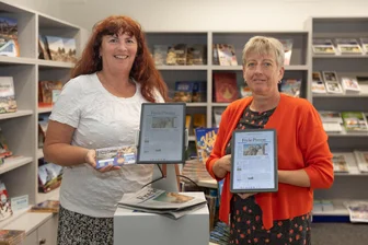 Marienberg: „Freie Presse“ stellt digitales Angebot vor - Heidi Beer und Katrin Geyer (v. l.) stellen das digitale Angebot der „Freien Presse“ vor.